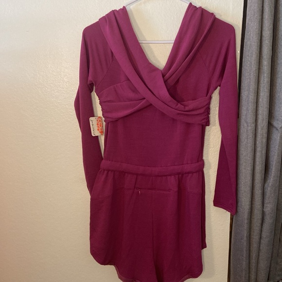 NWT Free people movement love spell knit romper size Small - Picture 7 of 9